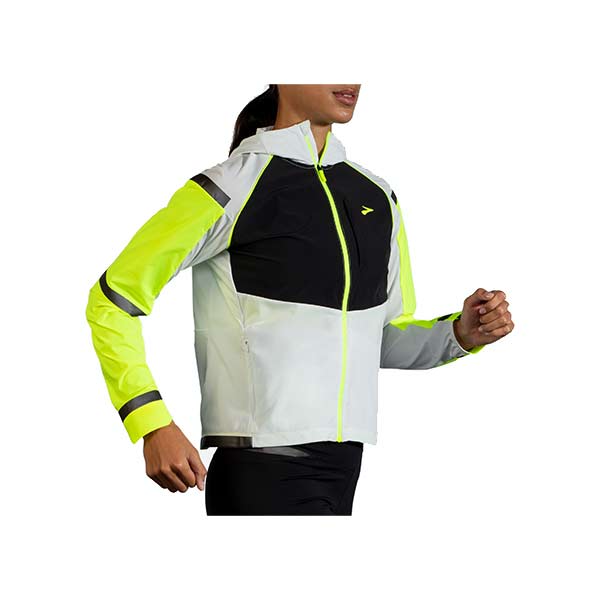brooks-carbonite-jacket-221493-030-dettaglio