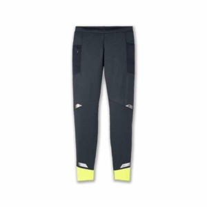brooks-Run-visible-tight-asphalt-nightlife-211412044