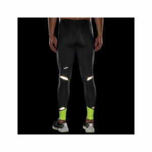 brooks-Run-visible-tight-asphalt-nightlife-211412044-retro