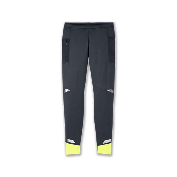 brooks-Run-visible-tight-asphalt-nightlife-211412044