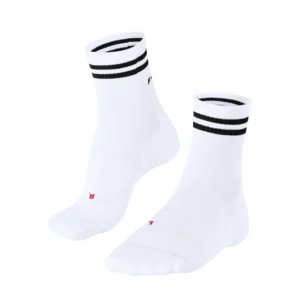 RU4 white