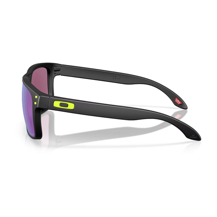 Oakley Holbrook matte black 9102AI lato Oakley Holbrook matte black 9102AI lato