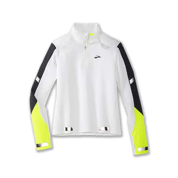 brooks-Run-visible-1-2-zip-white-asphalt-night-221564134